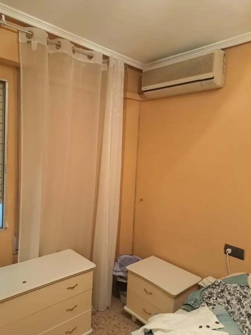 Habitación de Piso en venta en Villanueva de Castellón con Aire acondicionado, Parking comunitario y Balcón