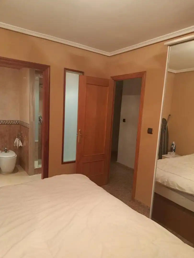 Habitación de Piso en venta en Villanueva de Castellón con Aire acondicionado, Parking comunitario y Balcón