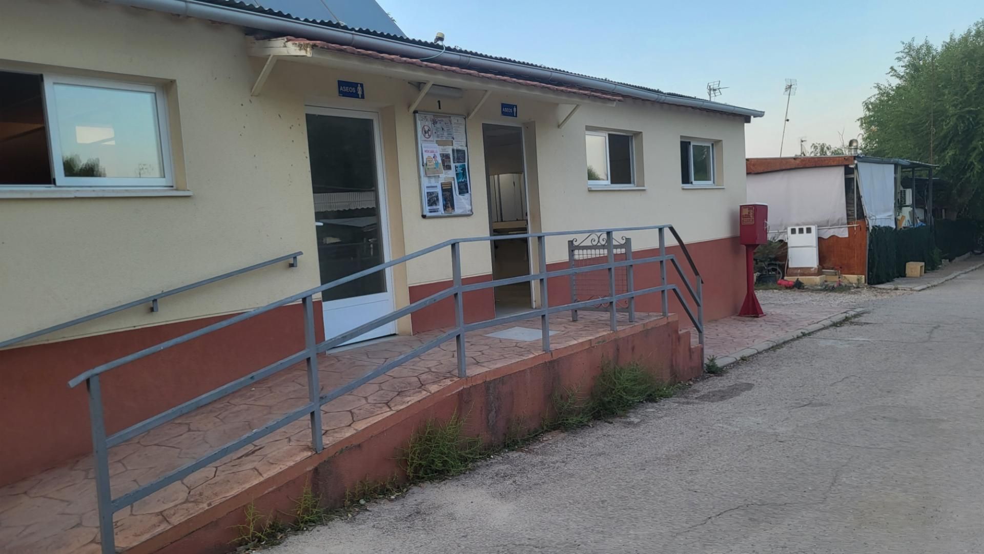 Exterior view of Country house for sale in Daganzo de Arriba  with Community parking