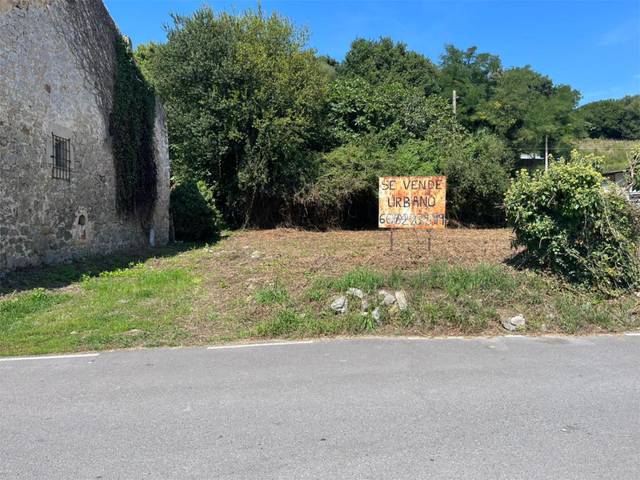 Terreno en Venta en Barrio la Vía, 35 en Bárcena de Cicero