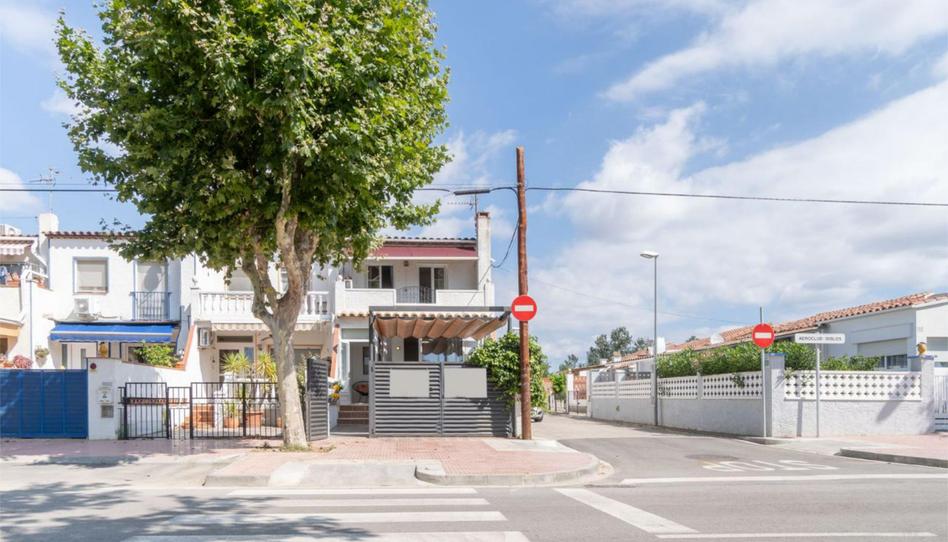 Casa adosada en venta en Carrer de la Rubina, 99, Tordera - Fluvià - Llobregat, Girona - imagen 1 Foto 1 de Casa adosada en venta en Carrer de la Rubina, 99, Tordera - Fluvià - Llobregat, Girona