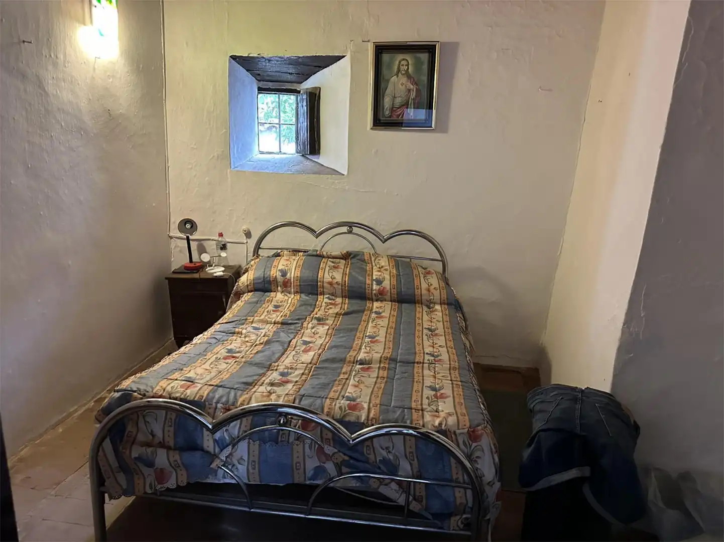 Casa adosada en venta en Calle Manuel Siurot, 13, Alájar Habitación de Casa adosada en venta en Alájar con Jardín privado y Balcón