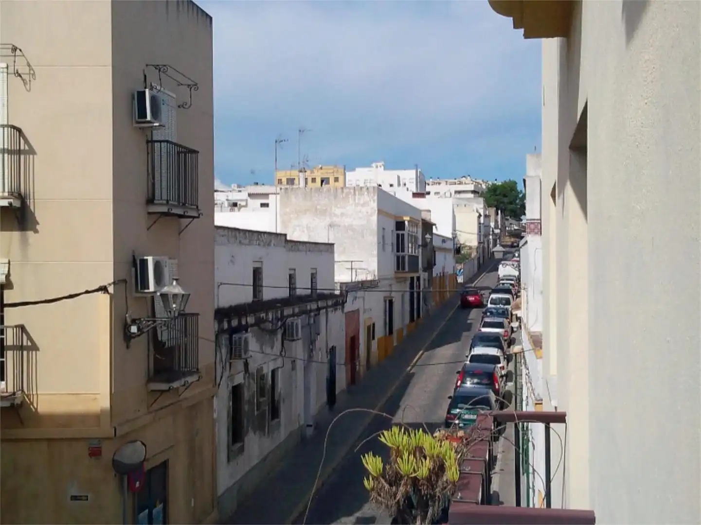 Pis en venda a Calle Cruces, 29, Casco Histórico - Zona Alta Vista exterior de Pis en venda en El Puerto de Santa María amb Balcó