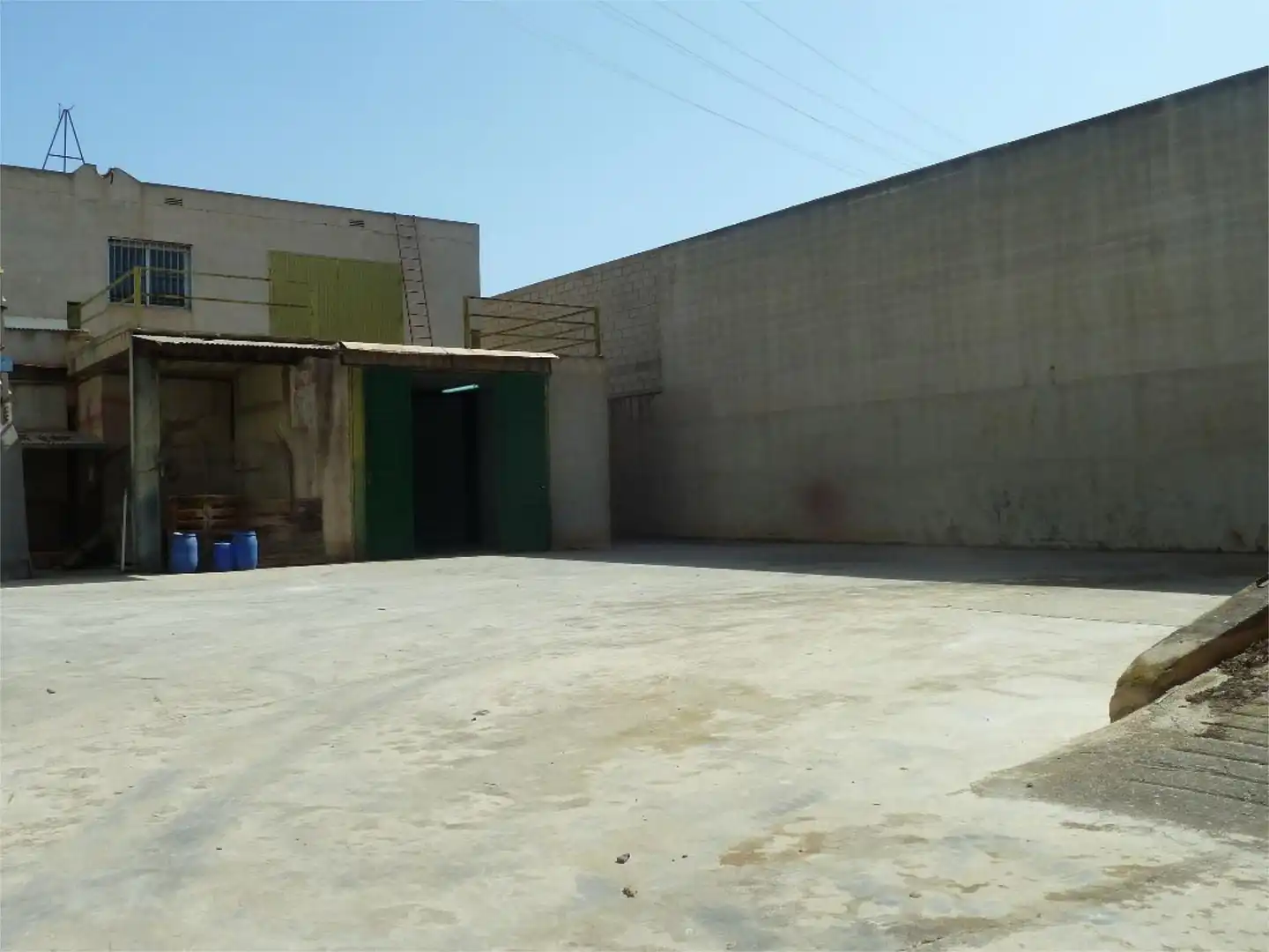 Nave industrial en venta en Calle Andalucía, 42, El Pilar Vista exterior de Nave industrial en venta en Vila-real