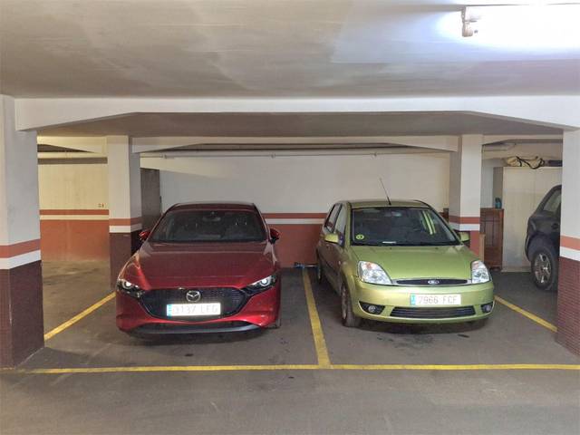 Garaje en Alquiler en Passeig de la Bonanova, 57 en Les Tres Torres