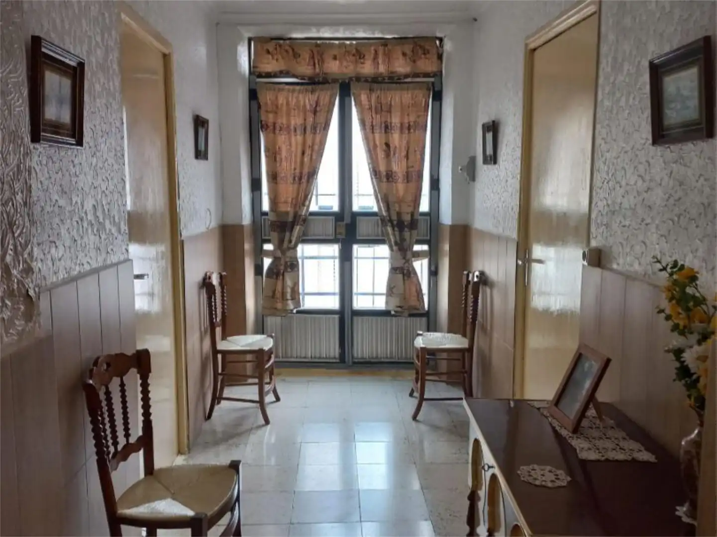 Casa adosada en venda a Calle Santa Ana, 71, La Puebla de Almoradiel Casa adosada en venda en La Puebla de Almoradiel