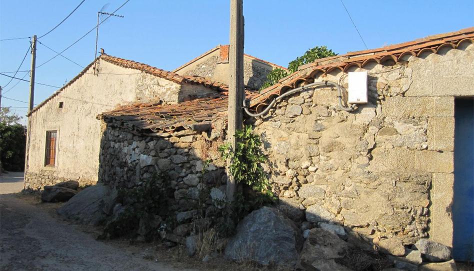 Foto 1 de Casa adosada en venda a Travesia Fuente, 10, Pereruela, Zamora