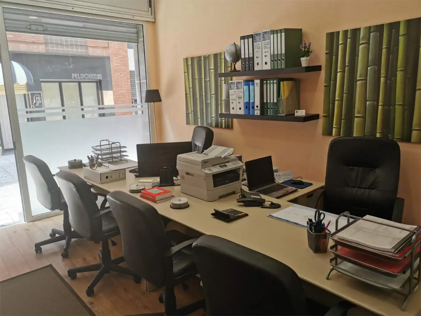Oficina de lloguer a Calle Fray Ceferino, 51, Milán - Pumarín Oficina de lloguer en Oviedo