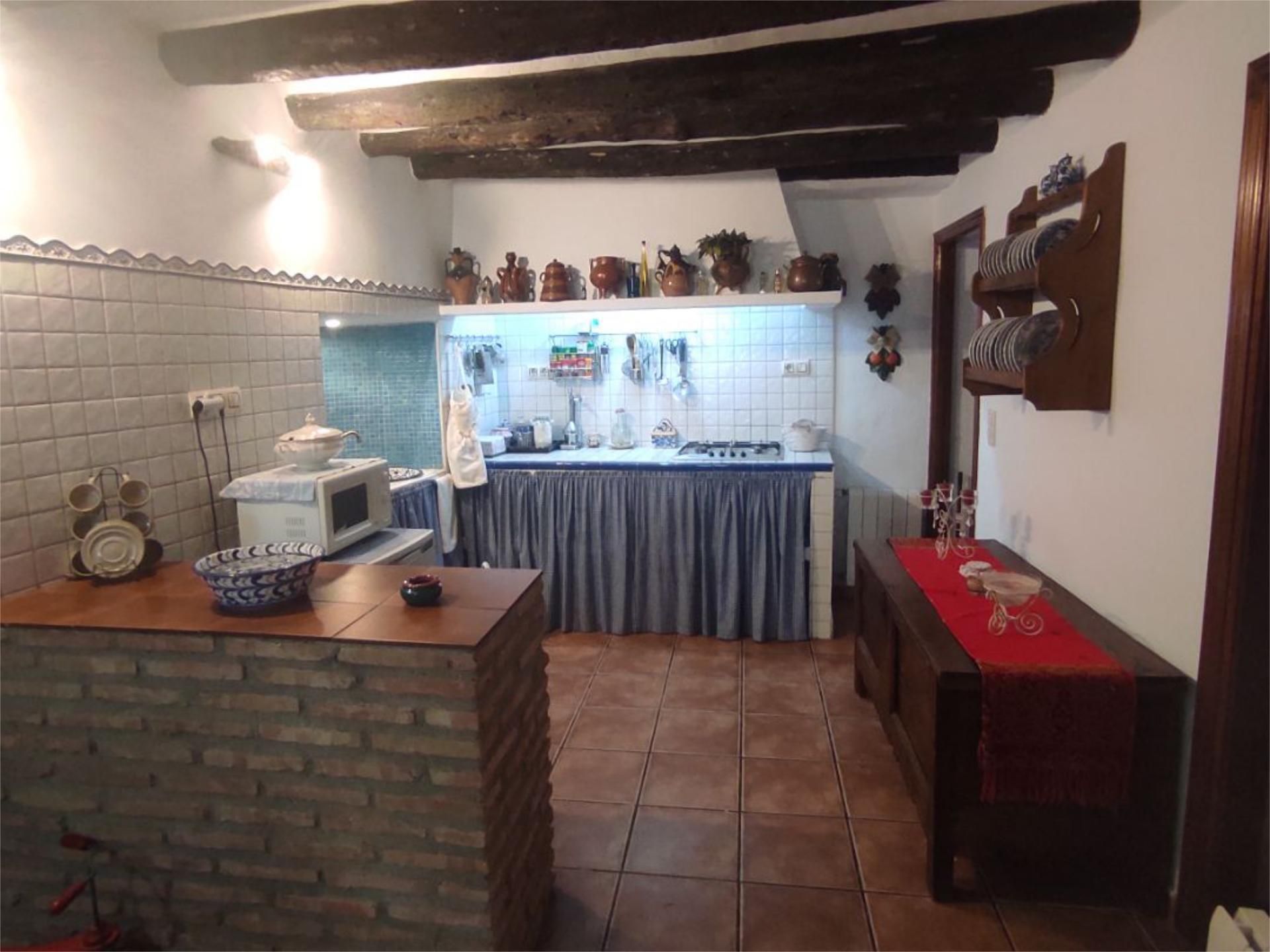 Cuina de Casa adosada en venda en Rus amb Aire condicionat, Terrassa i Balcó