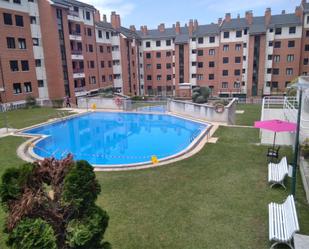 Swimming pool of Flat for sale in Castro-Urdiales