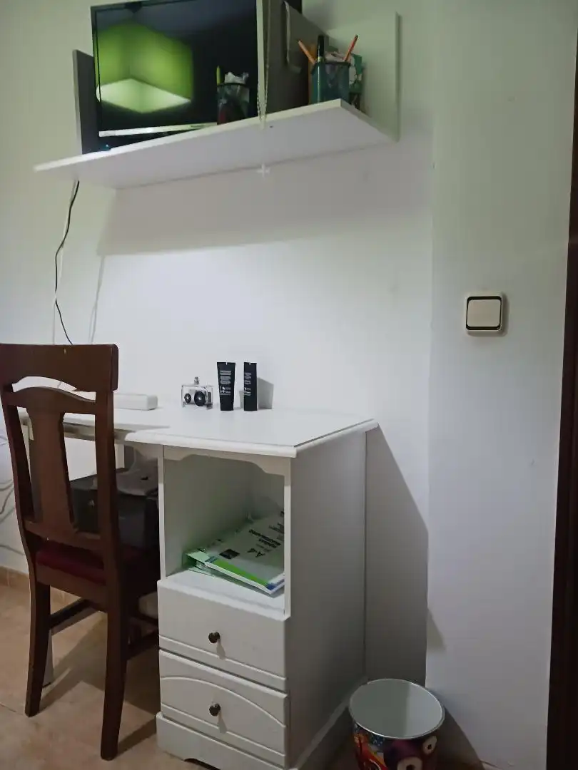 Casa adosada en venda a Calle Manuel Manzano García, 43, La Carolina Dormitori de Casa adosada en venda en La Carolina amb Aire condicionat i Terrassa