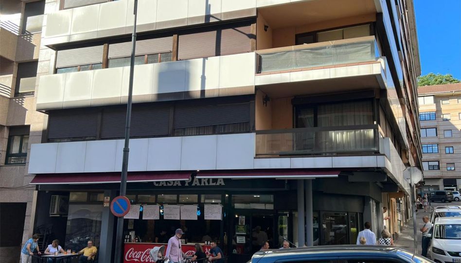 Piso en venta en Avenida del Acebo, 1, Cangas del Narcea, Asturias - imagen 1 Foto 1 de Piso en venta en Avenida del Acebo, 1, Cangas del Narcea, Asturias