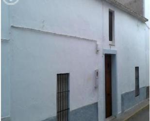 Vista exterior de Casa adosada en venda en Valencia de las Torres