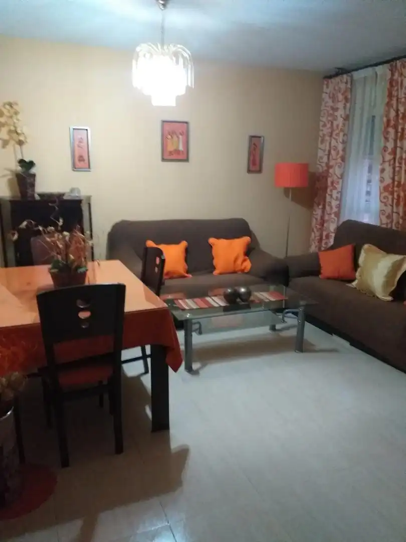 Living room of Flat for rent in Badajoz  with Air Conditioner, Furnished and Washing machine