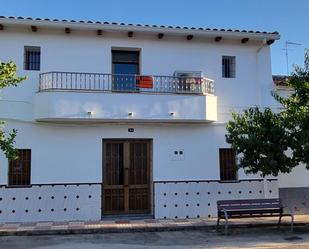 Vista exterior de Casa adosada en venda en Agudo amb Aire condicionat, Terrassa i Balcó