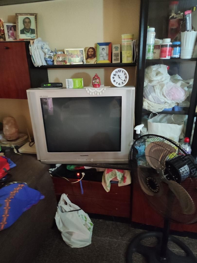 Habitación de Piso en venta en Elda con Amueblado, Horno y Microondas