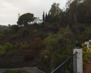 Jardí de Pis de lloguer en Cómpeta amb Aire condicionat, Terrassa i Piscina