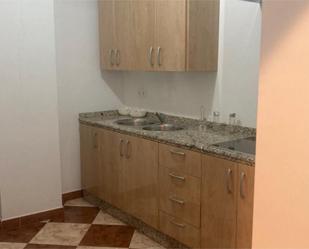 Kitchen of Flat to rent in Osuna