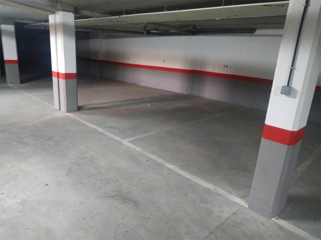 Garaje en Alquiler en Camino de la Torrecilla, 16 en Avenida de Madrid