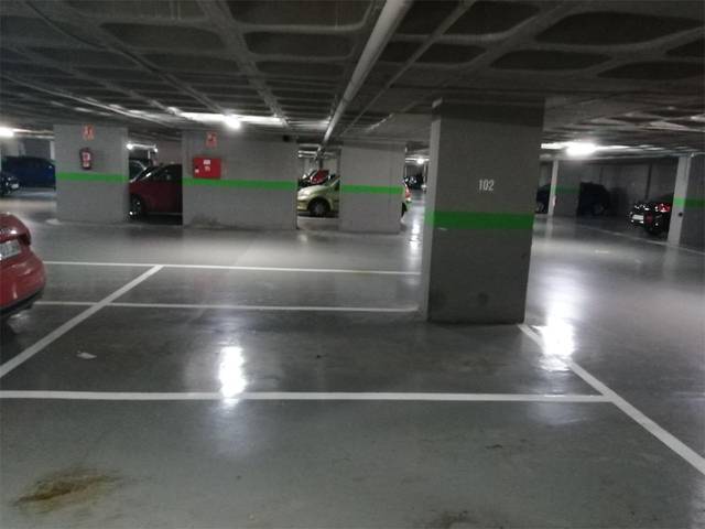 Garaje en Venta en Avinguda Eusebi Sempere, 10 en Ensanche - Diputación