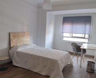 Flat to share in Calle Antonio Torres, 16, Casco Antiguo