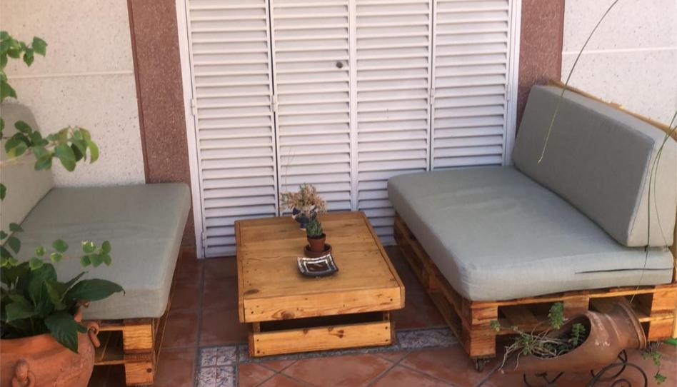 Photo 1 of Single-family semi-detached to share in Calle Fernando Zóbel, 58, Urbadiez - Entrepuentes, Sevilla