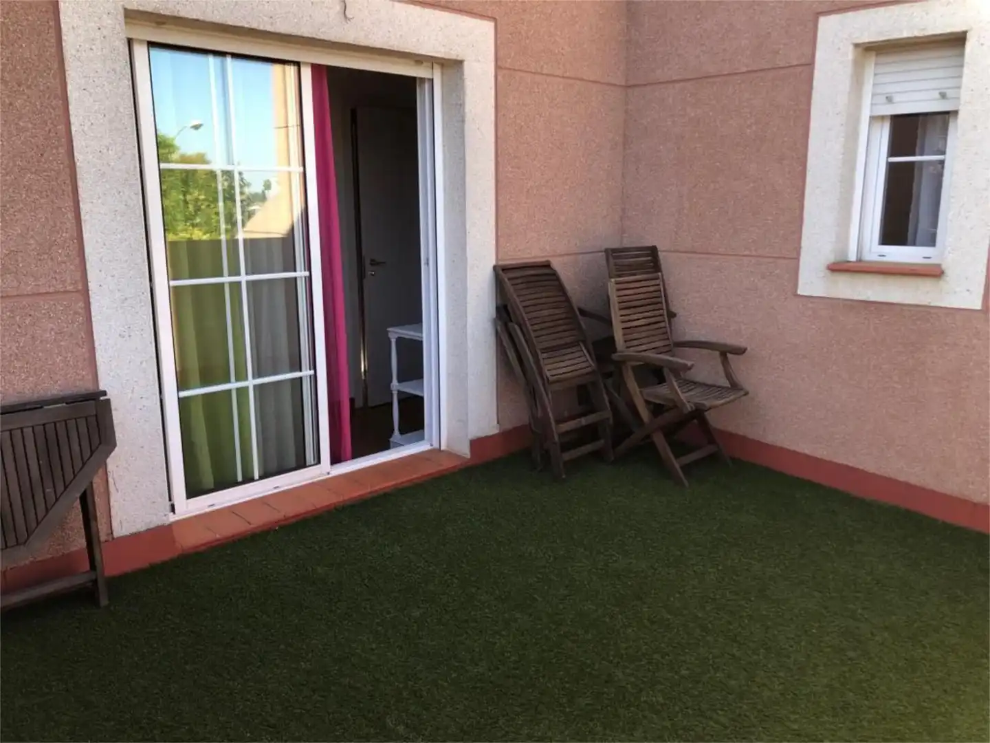 Room in Calle Fernando Zóbel, 58, Urbadiez - Entrepuentes Terrace of Detached homes for share in Sevilla with Air Conditioner, Heating and Terrace