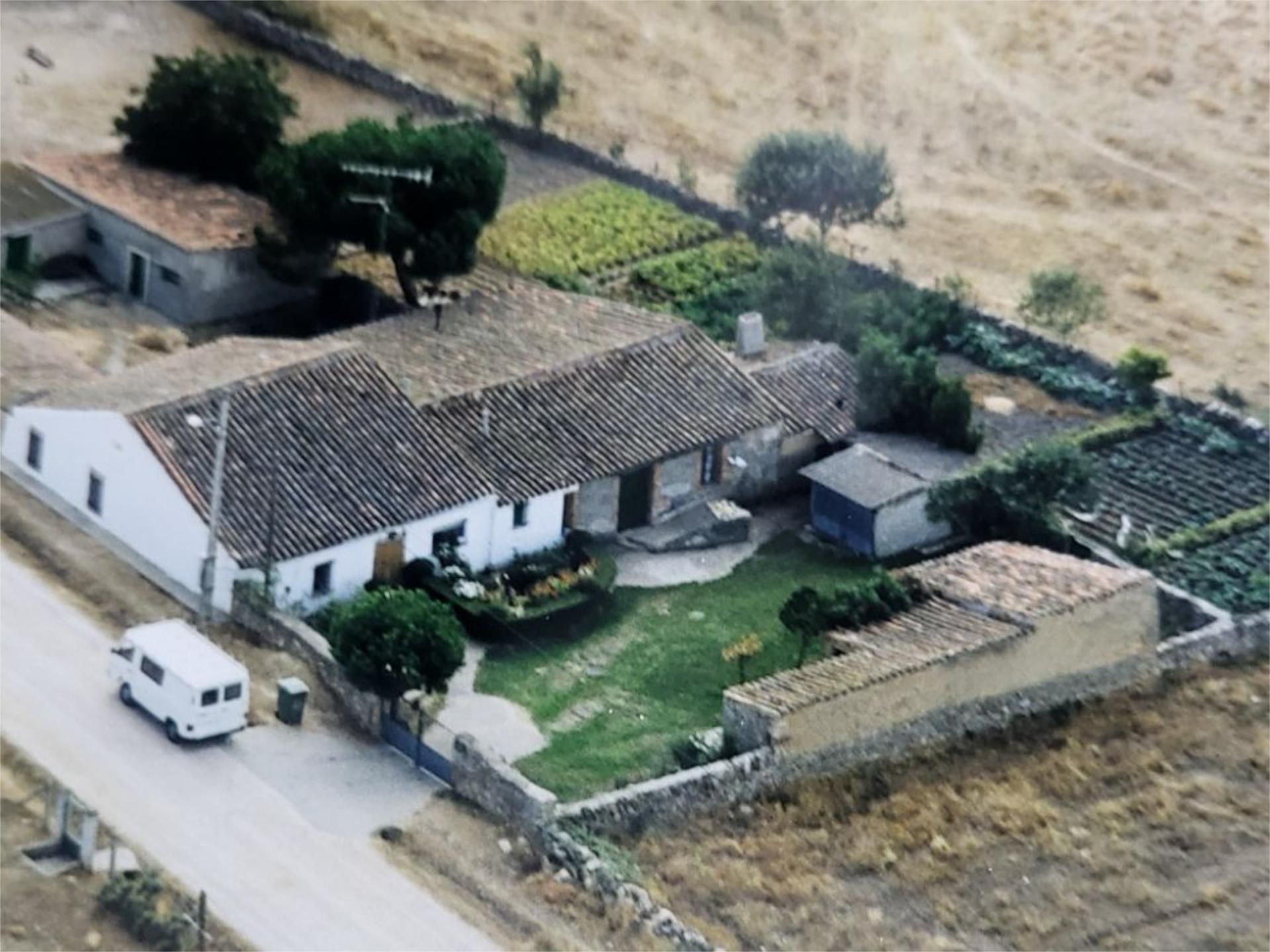Vista exterior de Finca rústica en venda en El Cubo de Don Sancho  amb Moblat