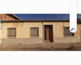 Exterior view of Single-family semi-detached for sale in Torrijos