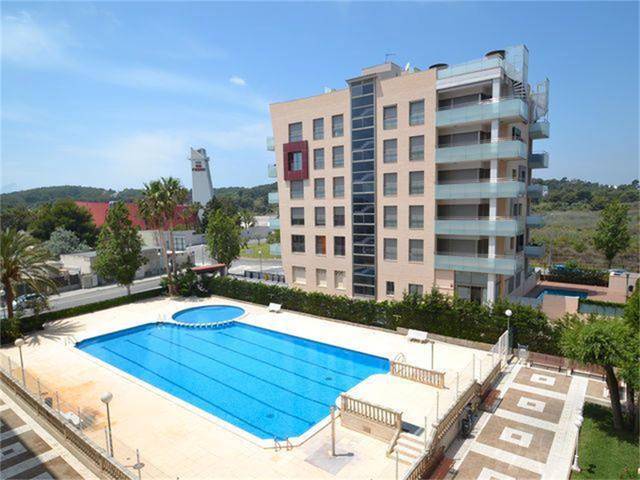 Apartamento en alquiler en la pineda de vila-seca,
