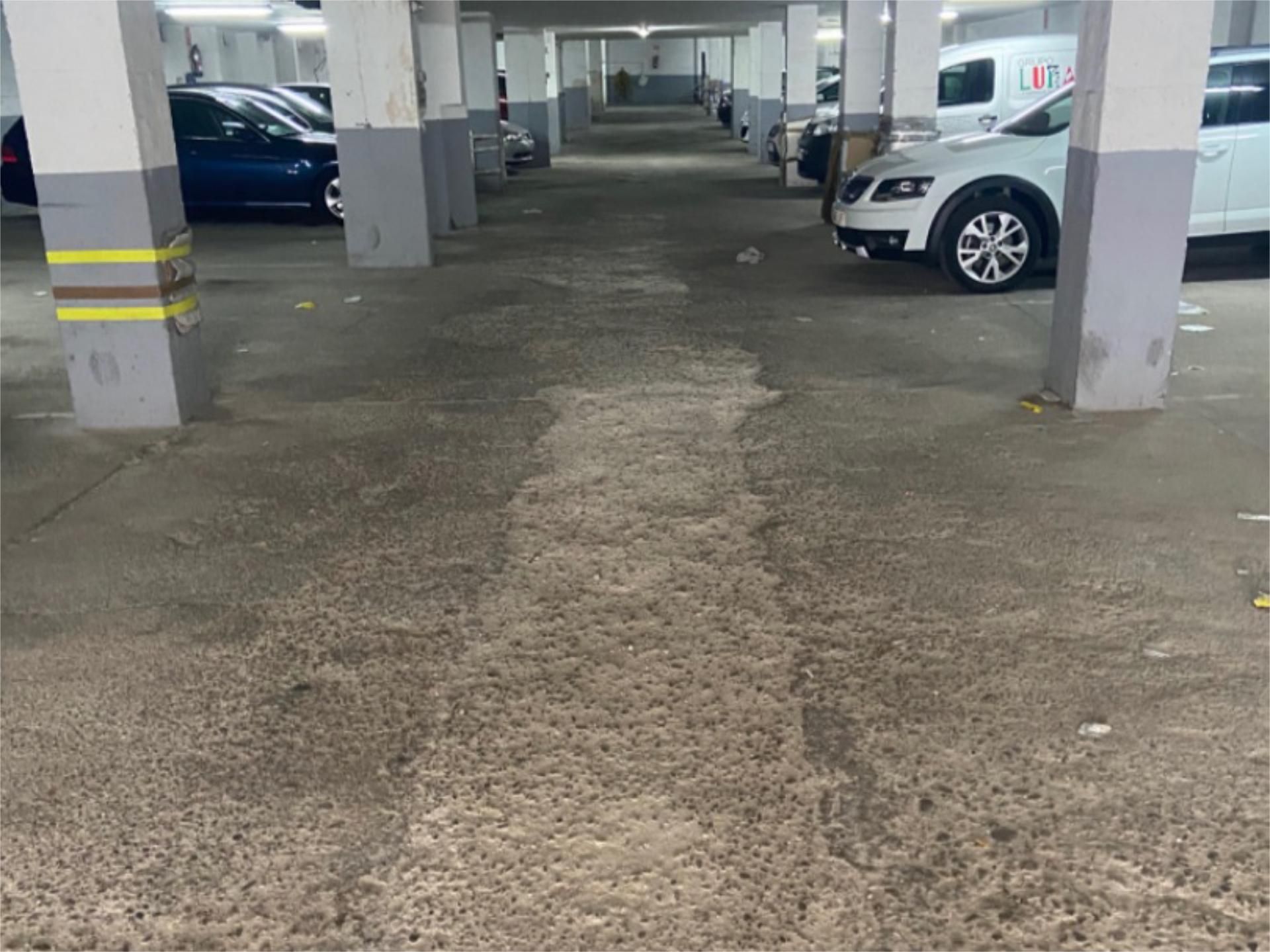 Aparcament de Garatge de lloguer en Plasencia