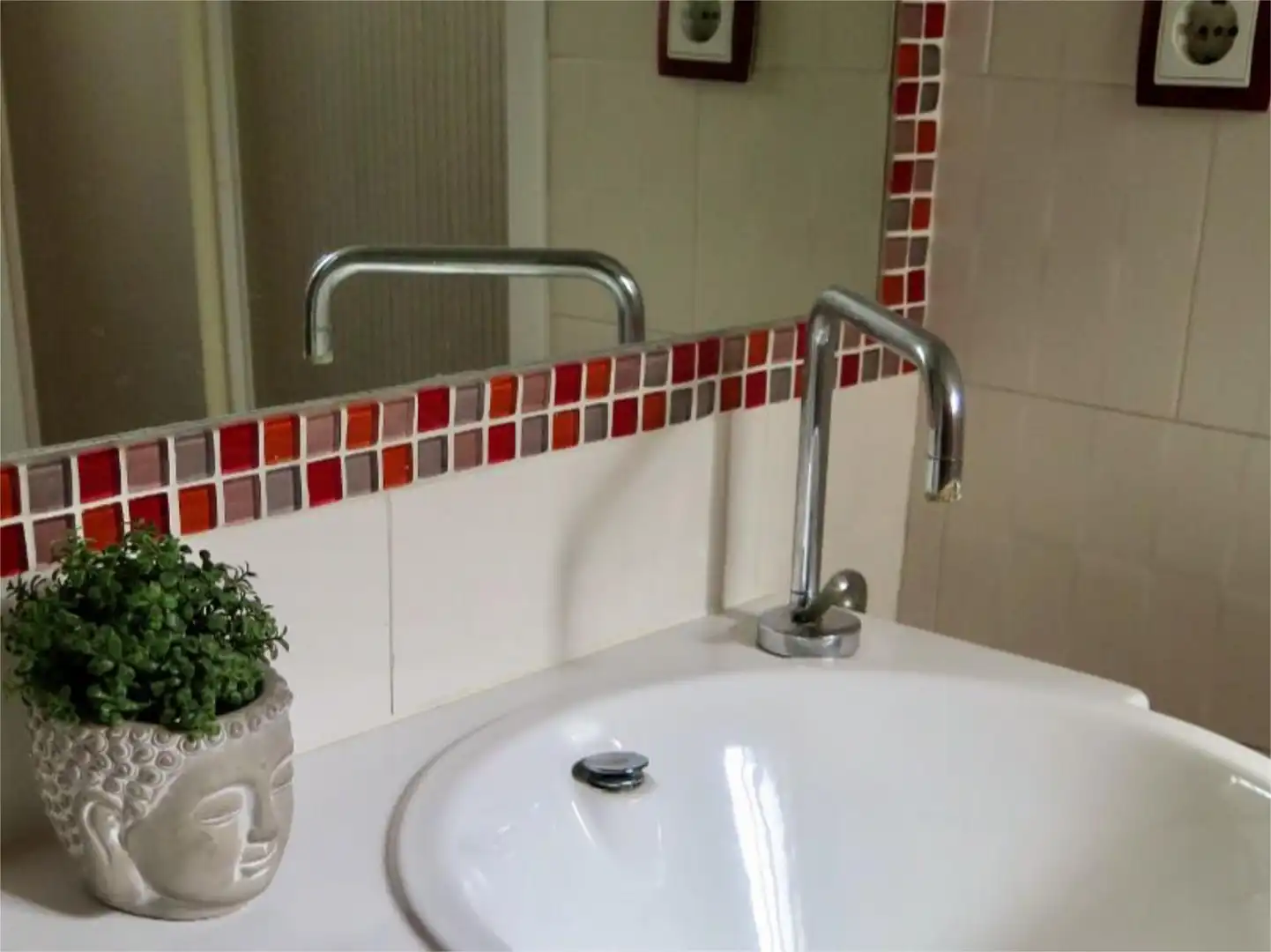 Flat for sale in Calle de los Hermanos Ibarra, 1, Paseo Independencia Bathroom of Flat for sale in Zaragoza with Air Conditioner, Heating and Terrace