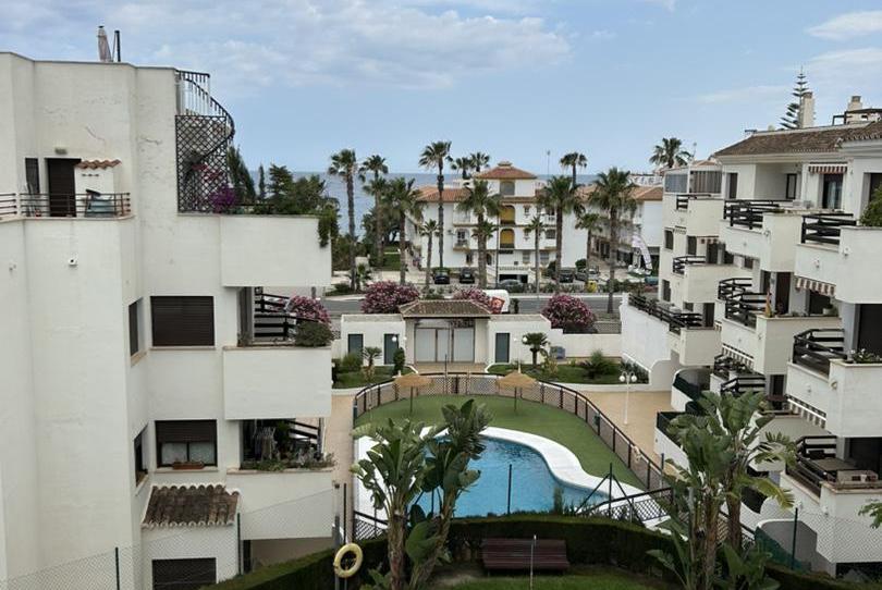 Foto 1 de Dúplex en venta en Carretera de Almería, 39, El Peñoncillo, Málaga