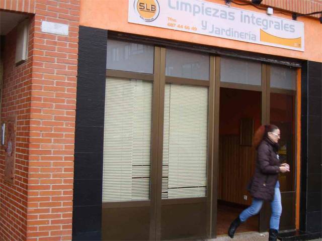Local comercial en Alquiler en Plaza de Cádiz, 5 en Barriada Inmaculada - Zurbarán
