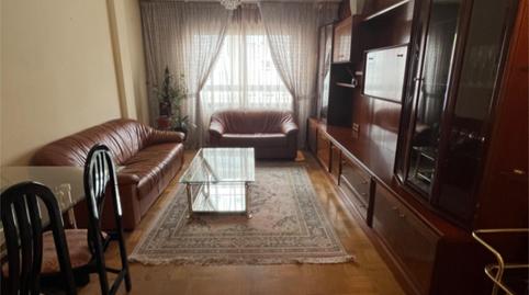 Foto 3 de Pis en venda a Avenida de la Constitución Española, 18, Barriada Militar 2 de Mayo - Capiscol, Burgos