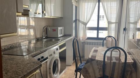 Foto 4 de Pis en venda a Avenida de la Constitución Española, 18, Barriada Militar 2 de Mayo - Capiscol, Burgos