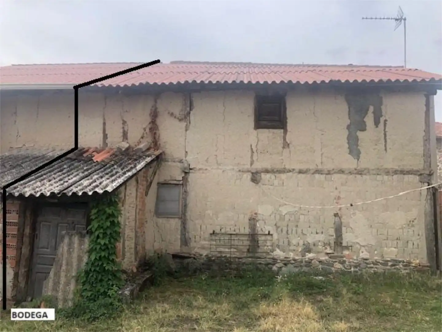 Casa adosada en venta en Calle Iglesia, 5, Navas de Oro Vista exterior de Casa adosada en venta en Navas de Oro con Jardín privado, Trastero y Amueblado