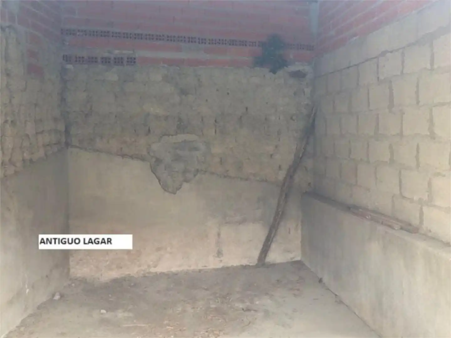 Casa adosada en venta en Calle Iglesia, 5, Navas de Oro Casa adosada en venta en Navas de Oro con Jardín privado, Trastero y Amueblado