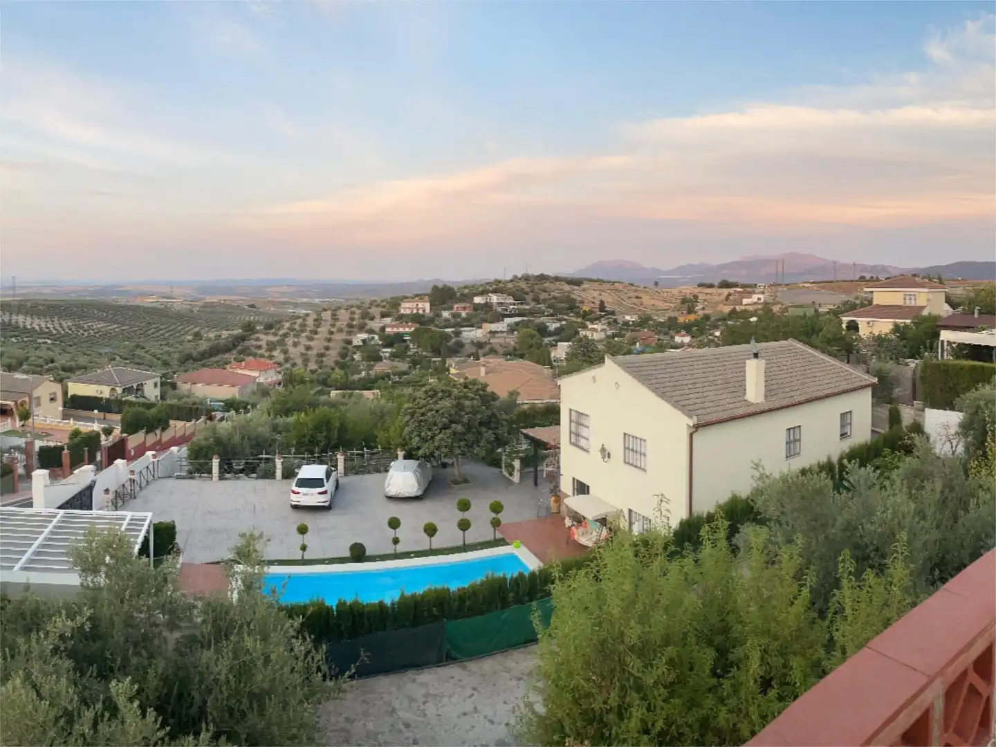 Casa o xalet en venda a Urbanización Valdeastillas, 2, Valdeastillas - Fuentezuelas Vista exterior de Casa o xalet en venda en Jaén amb Aire condicionat, Jardí privat i Terrassa