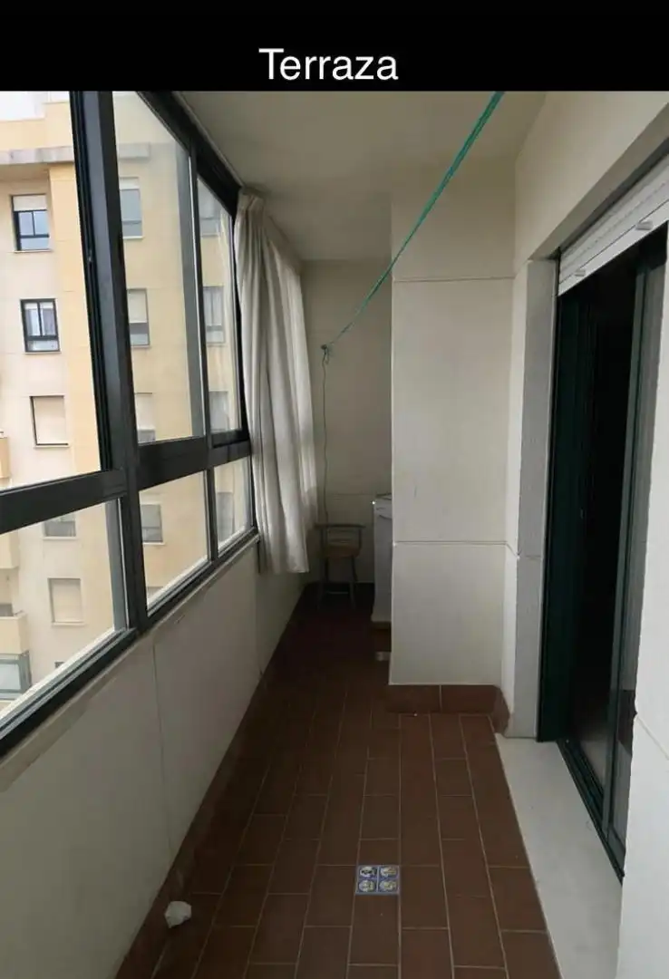 Pis en venda a Calle Adoratrices, 19, Muelle Dormitori de Pis en venda en Ceuta amb Traster, Moblat i Forn