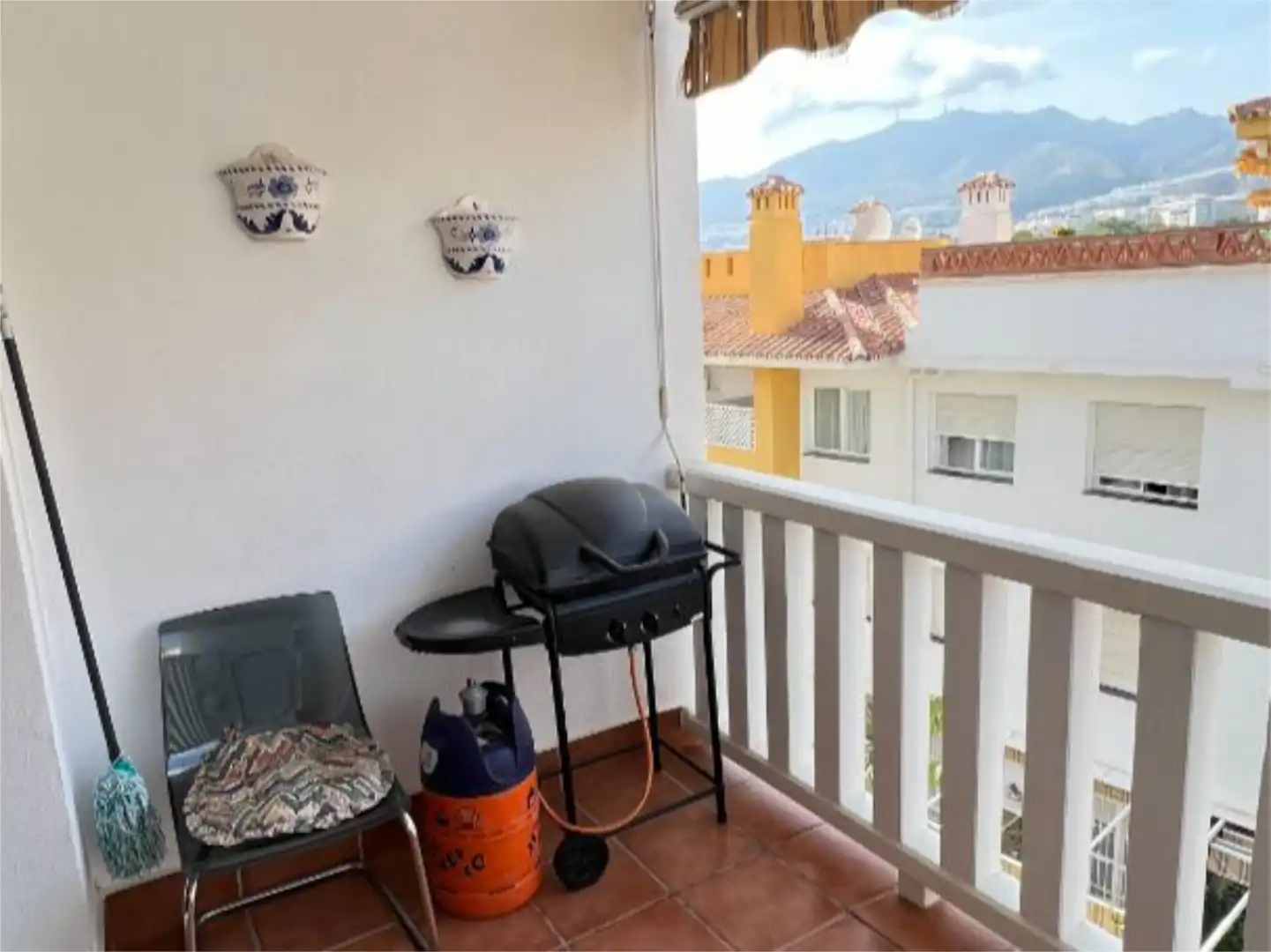 Habitació a Calle Boulevard, 2, Parque de la Paloma Terrassa de Apartament per a compartir en Benalmádena amb Aire condicionat, Calefacció i Jardí privat