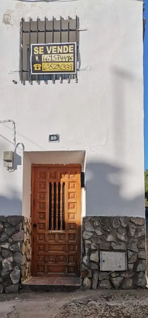 Exterior view of Detached homes for sale in Sacedón  with Heating