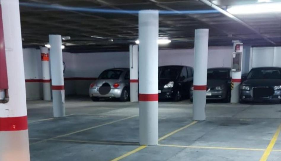 Garage to rent in Plaza de Ondarreta, 7, Parque Ondarreta - Urtinsa, Madrid - image 1 Photo 1 of Garage to rent in Plaza de Ondarreta, 7, Parque Ondarreta - Urtinsa, Madrid