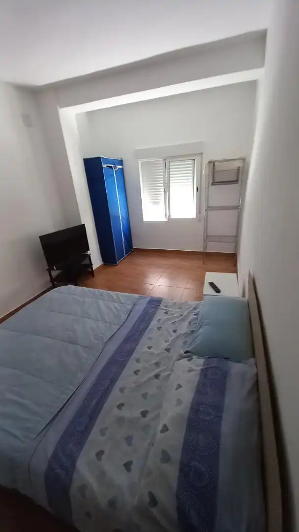 Zimmer in Camí del Forn d'Alcedo, 15, El Forn d'Alcedo Schlafzimmer von Wohnung zur untervermieten in Valencia mit Heizung, Terrasse und Möbliert