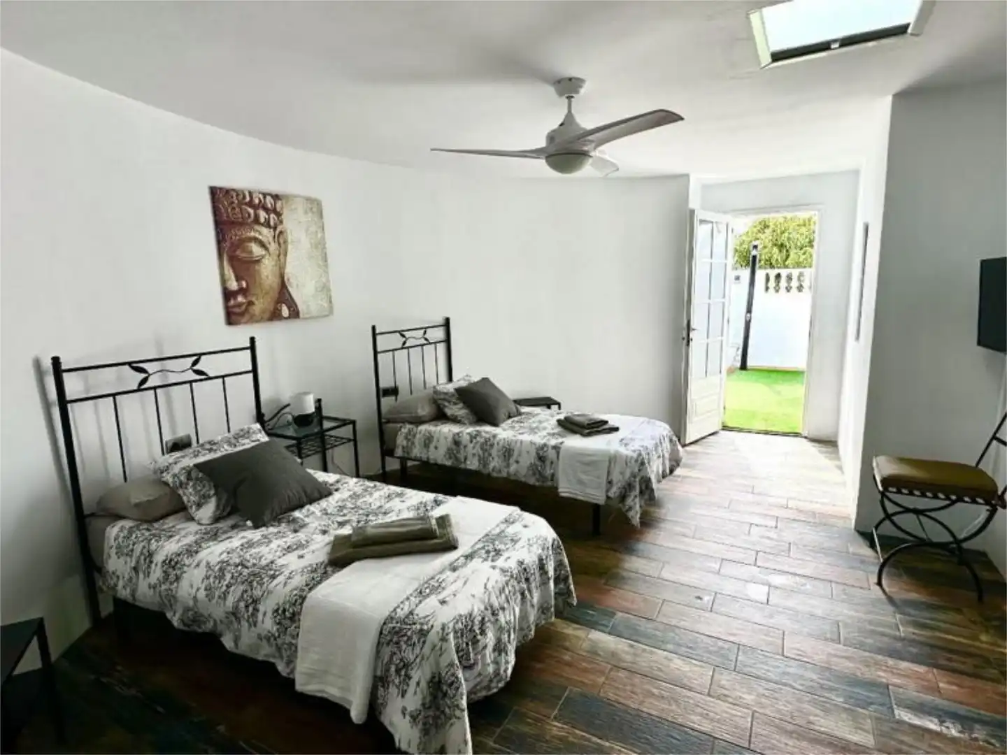 Houses for sale in Calle Joaquin Rodrigo, 14, El Cable Bedroom of Houses for sale in Arrecife with Air Conditioner, Terrace and Storage room