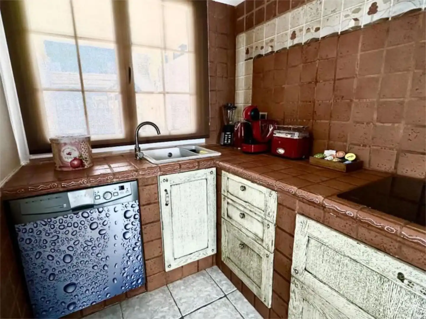 Houses for sale in Calle Joaquin Rodrigo, 14, El Cable Kitchen of Houses for sale in Arrecife with Air Conditioner, Terrace and Storage room