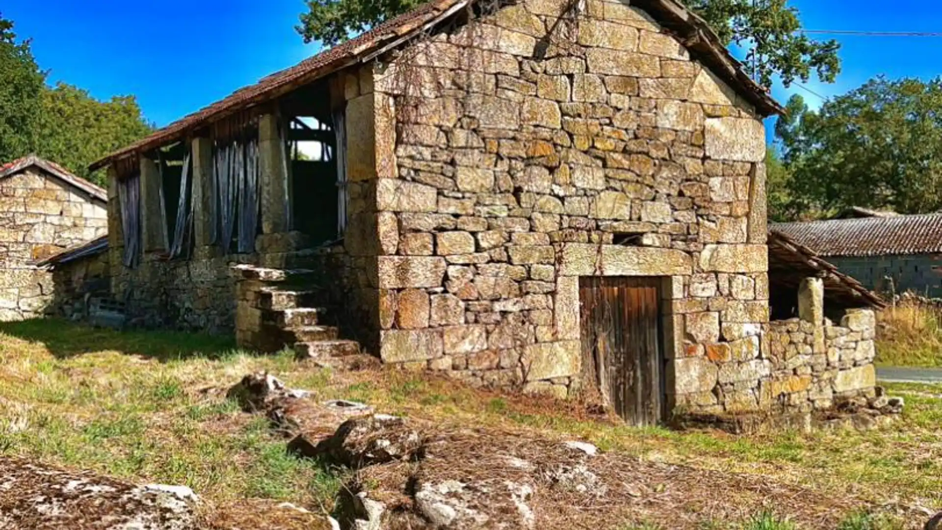 Exterior view of Country homes for sale in Vilamarín  with Terrace and Community parking