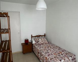 Bedroom of Flat to share in  Sevilla Capital  with Air Conditioner, Heating and Furnished