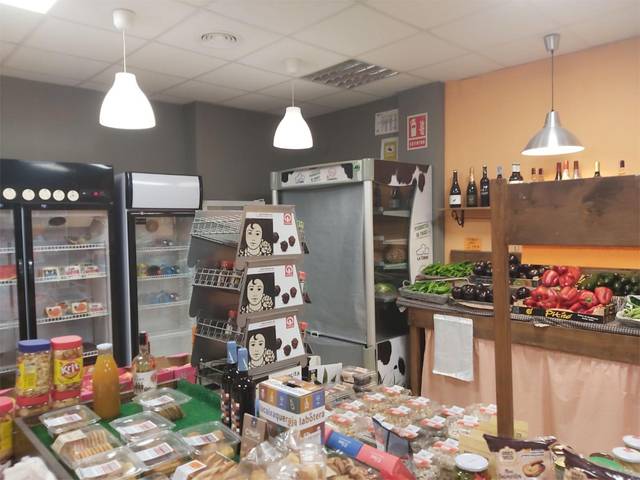 Local comercial en Alquiler en Plaça del Roc Blanc, 36 en Roc Blanc