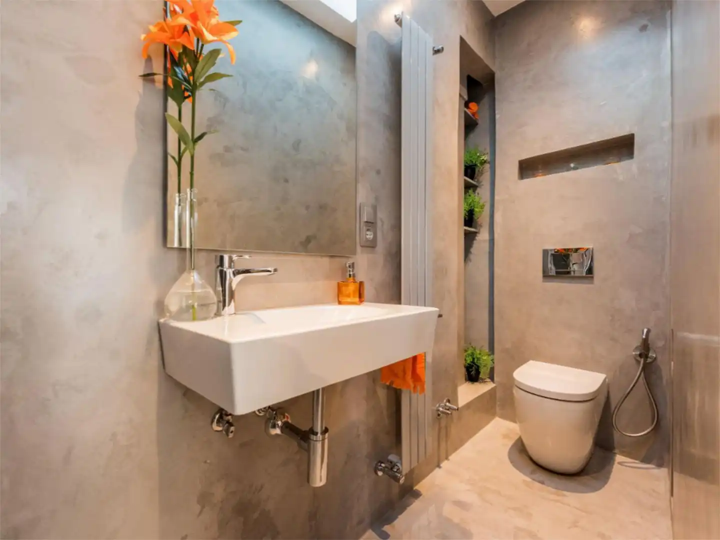 Flat for rent in Calle del Pensamiento, 27, Castillejos - Cuzco Bathroom of Flat for rent in Madrid with Air Conditioner, Heating and Private garden